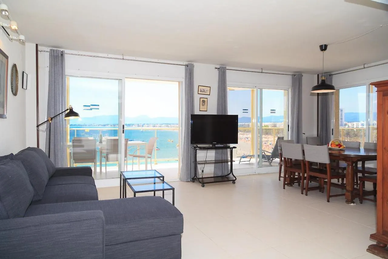 סאלו Uhc Barcino Apartments ספרד