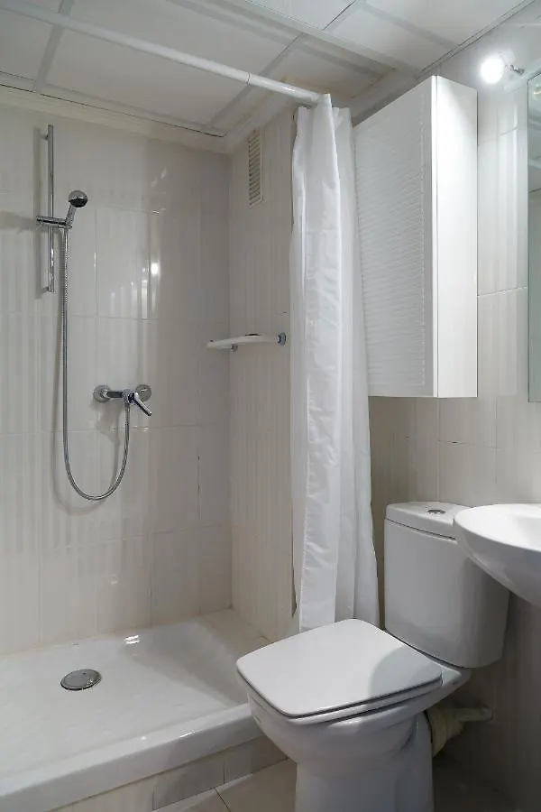 סאלו Uhc Barcino Apartments 0*,